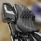 Gel Step Up Seat w/ White Stitch For Harley Road King / Street Glide 1997 2007