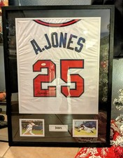 Framed Atlanta Braves Andruw Jones Signed Autographed Signed Jersey