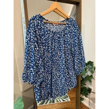 EVRI Women Blue White All Over Heart Print Tunic Top Blouse Plus Size 1X Cute