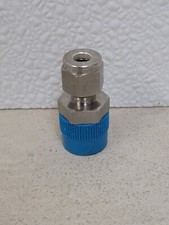 SWAGELOK SS-400-1-6 1/4IN TUBE TO 3/8IN MNPT STRAIGHT