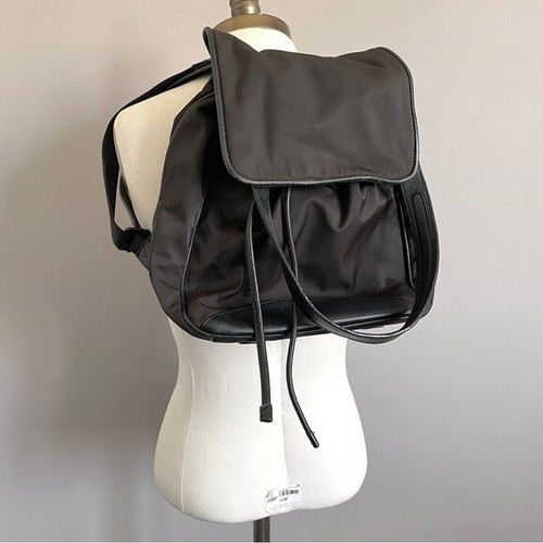Cole Haan Black Zerogrand Nylon Backpack w/ Top Handle - great for travel! ✈️ - Picture 8 of 12