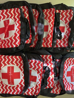 15 Bags Of Johnson & Johnson All-purpose First Aid Bag With Zipper New!