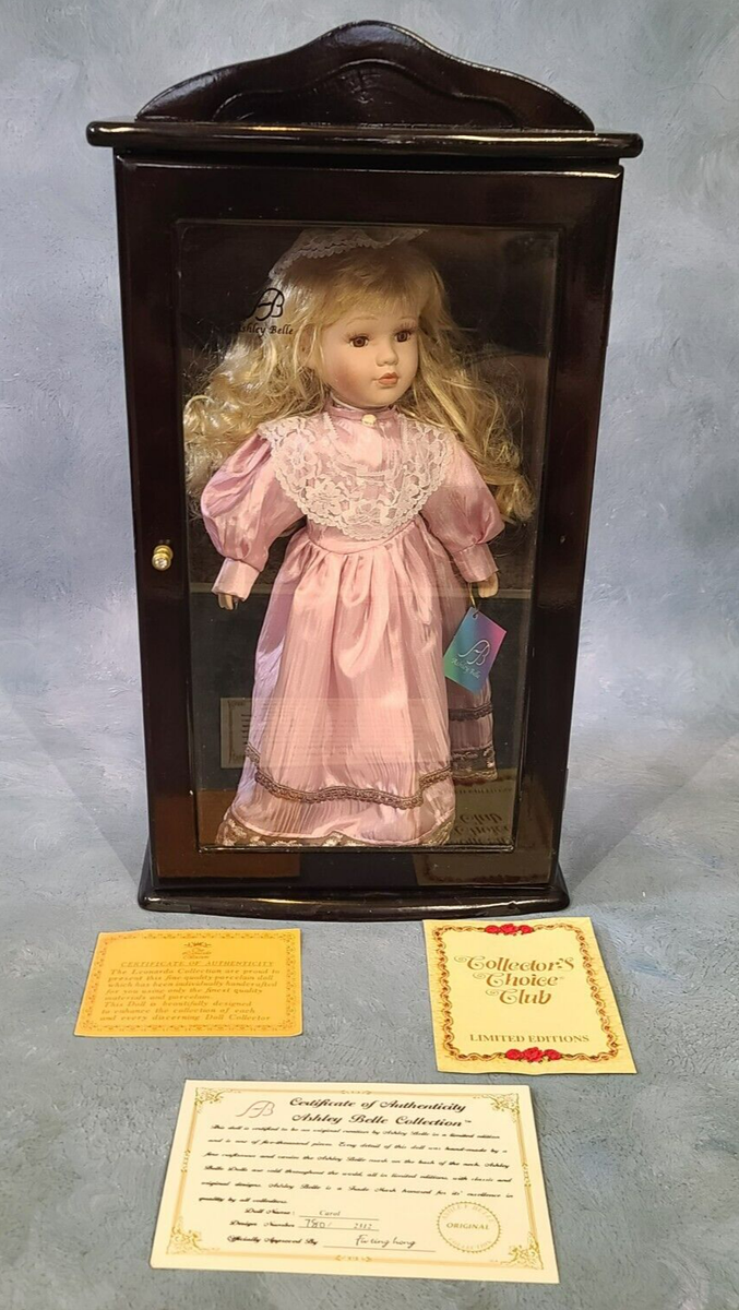 Ashley Belle Leonardo Collection Limited Edition Carol Handcrafted