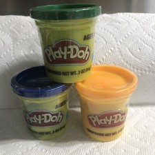 Play Doh Modeling Clay Three 3oz Containers Set Of  3 Green/Yellow/Blue