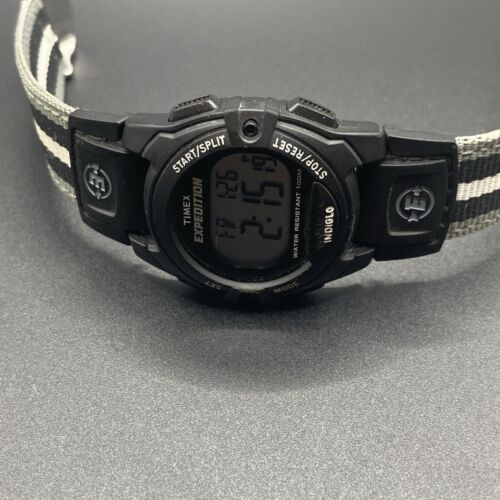 Timex Expedition Mujer,s Nueva Banda de Lona Gris Batería #867 V4 Súper Estado - Imagen 7 de 12