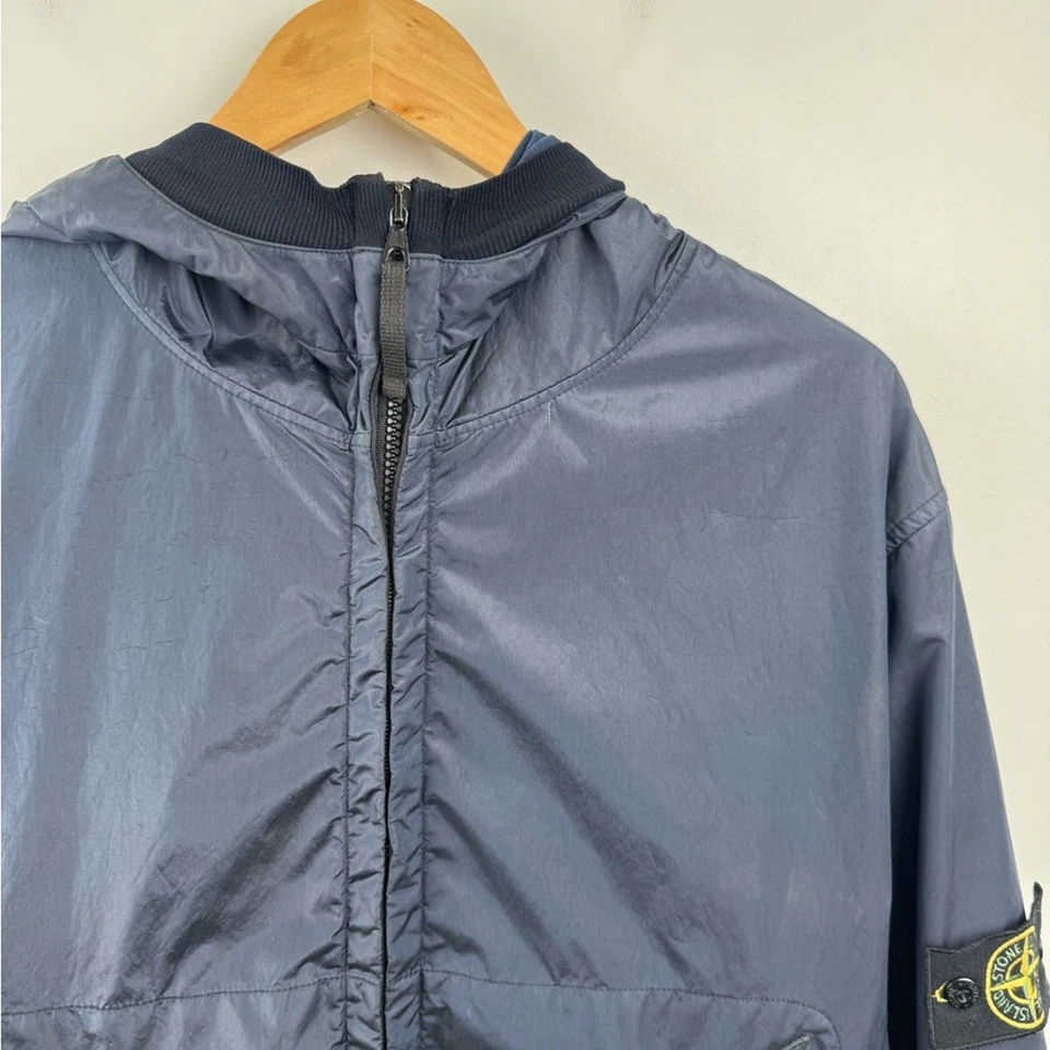 Stone Island Hombres Azul Marino Nylon Terciopelo Forrado Chaqueta Talla Grande Foto 3 de 4