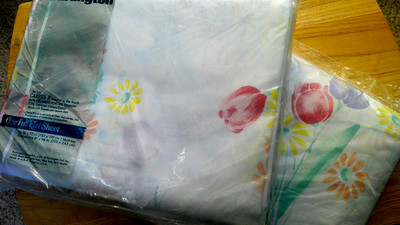 Burlington Tulip Garden floral Full Flat Sheet & Fitted sheet set Caress II NIP
