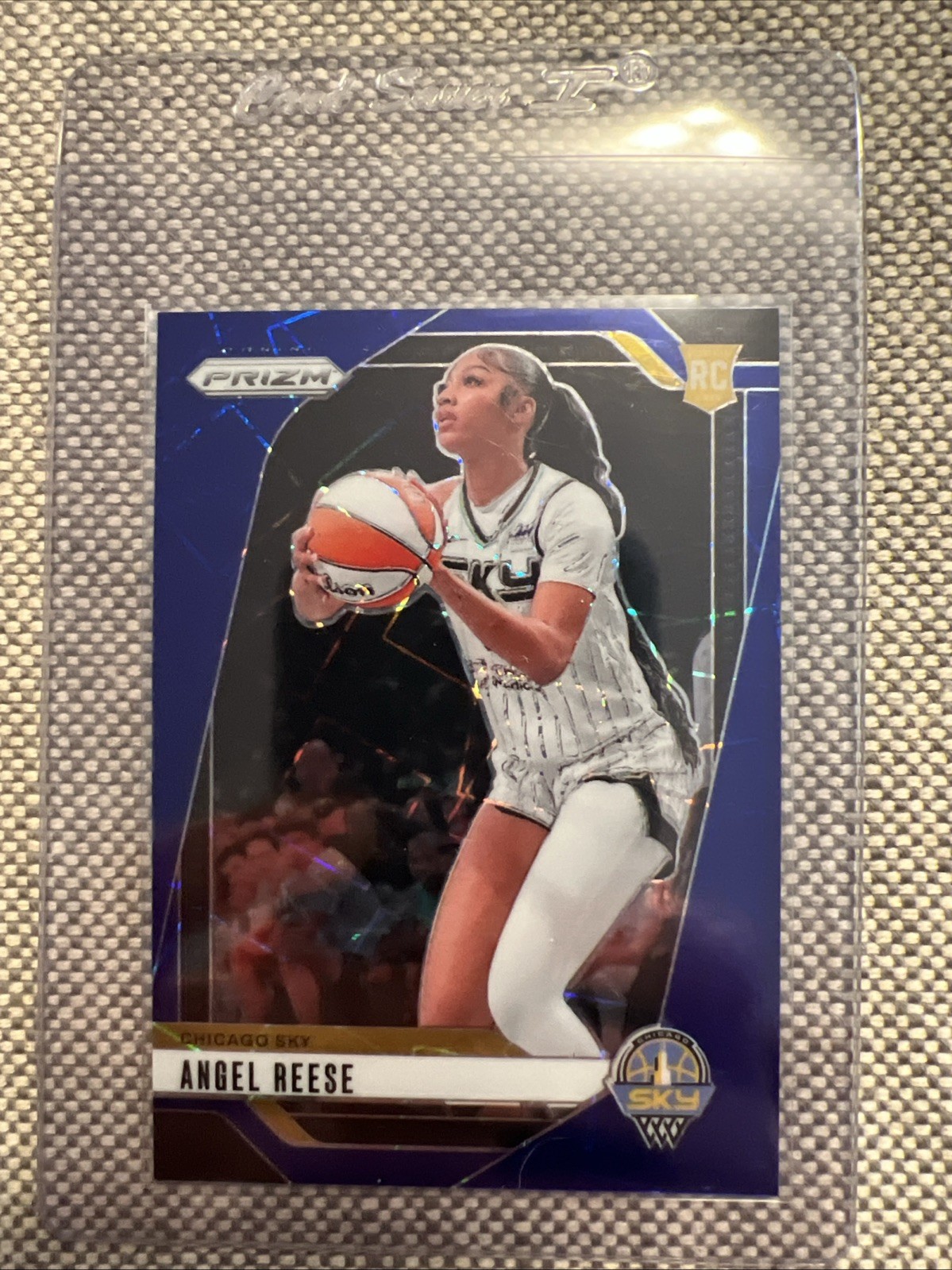 2024 Panini Prizm WNBA - Angel Reese #10 Blue Velocity Prizm (RC)
