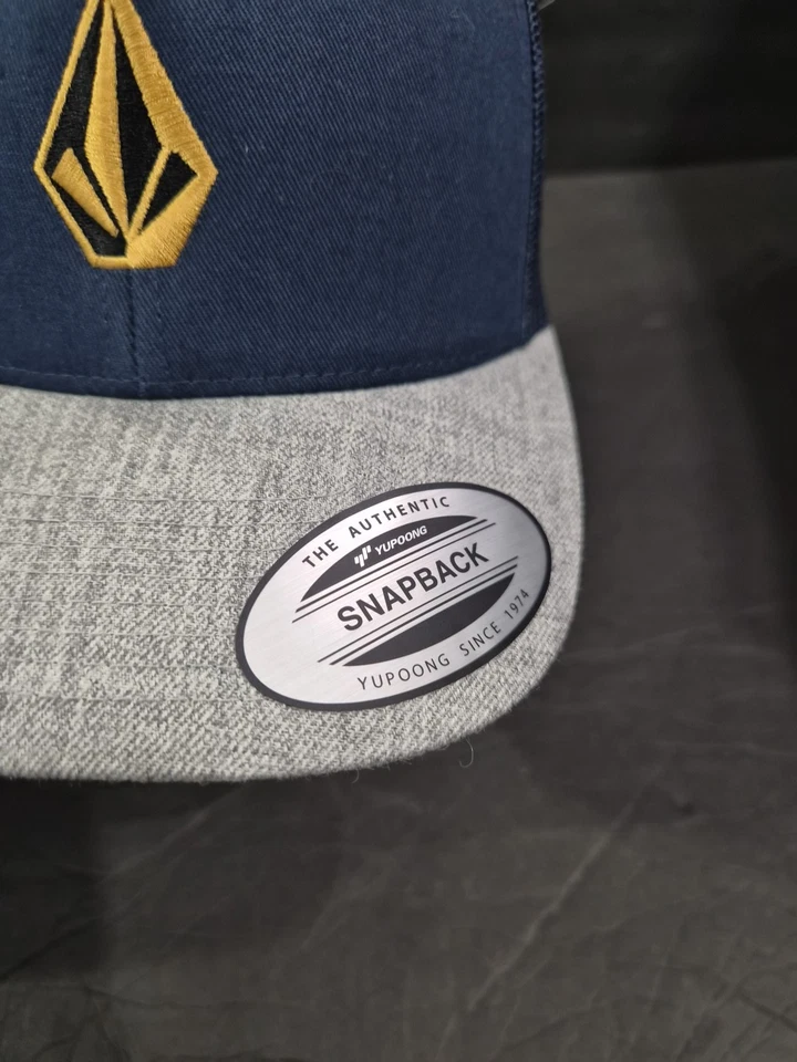 Volcom Full Stone Cheese Snapback Hat Cap Sea Navy Gray Meshback Adjustable New - Image 3 of 4