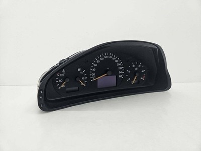 Mercedes-Benz E W210 1998 Diesel Geschwindigkeitsmesser Cockpit A2105402811