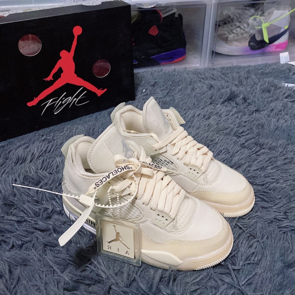 Jordan 4 x Off-White Retro SP Sail Jordan CV9388-100