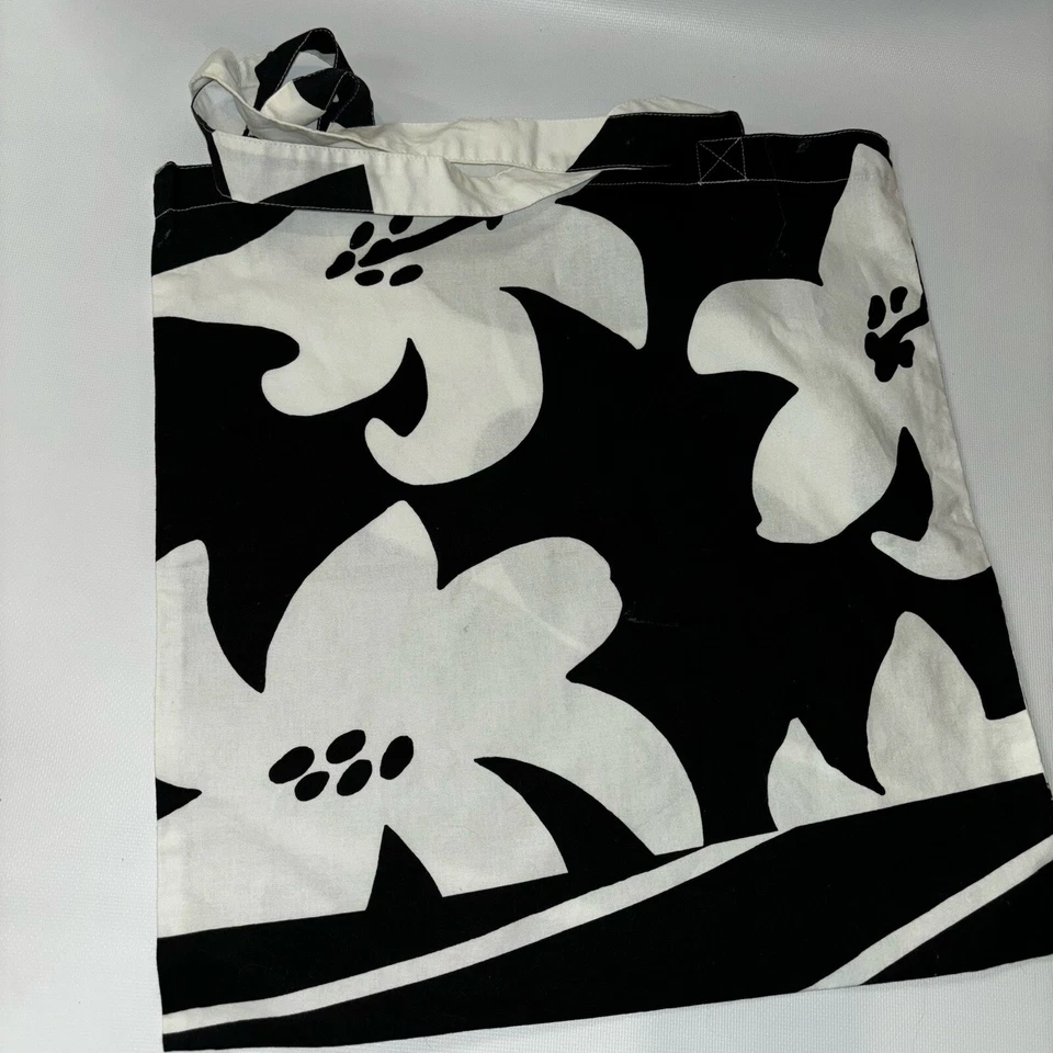 Sacola de compras floral preta e branca Marimekko - Imagem 2 de 4