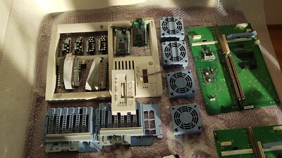 *** Hewlett Packard NetServer LH3(r)/LH3000(r) Serverkomponenten ***