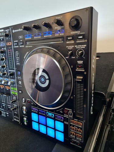 Pioneer DDJ-RZ 4-Channel Professional DJ Controller - Picture 5 of 20