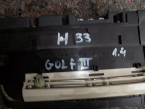 VW Golf III 1,4 l Tacho Tachometer Kombi Instrument Anzeige H33