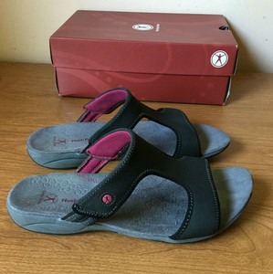 extra wide womens slides