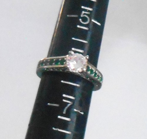 SILVER ROUND CZ SOLITAIRE RING GREEN CZ ACCENT STONES SIZE 6.25 - Picture 3 of 3
