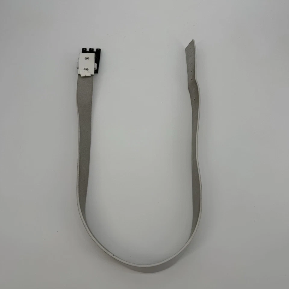 Cinturón de golf Adidas trofeo de cuero para hombre blanco plateado hebilla talla 40 deportivo Foto 2 de 4