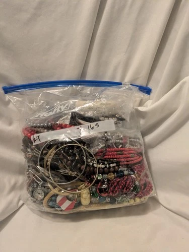 7 Lb Costume Jewelry Bakelite Bracelets Necklaces