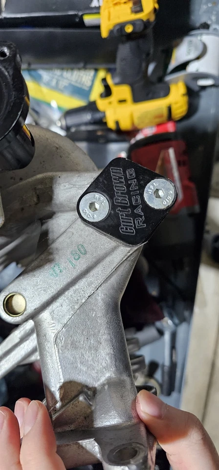 Colector de admisión Evo 8/9 Curt marrón puerto extremo con cuerpo de acelerador Skunk2 68 mm Foto 3 de 4