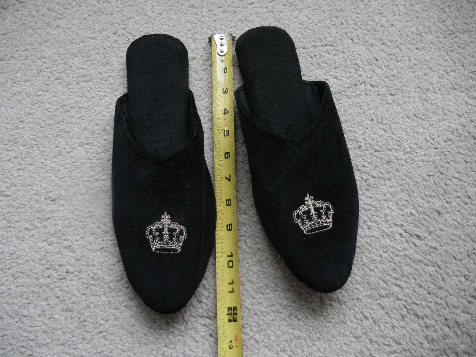 slippers slip on womens size L embroidered queen crown black velvet-image