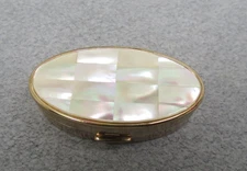 Max Factor Lipstick Hold Compact Gold Tone MOP Made United Kingdom Circa 50s