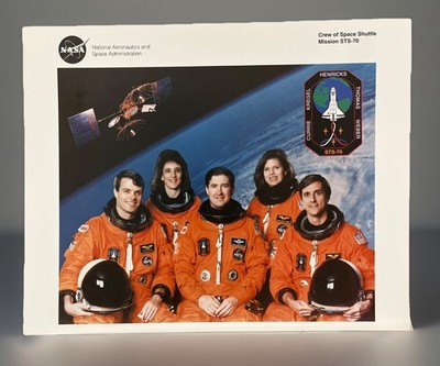 NASA STS-70 Discovery TDRS-G Deployment Lithograph + New Hat JSCCL-144 Vintage