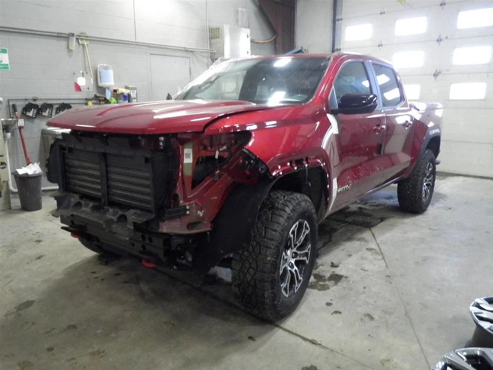 2024 Canyon AT4 17" RM7 Spare Wheel 1650146 - Image 2 of 4