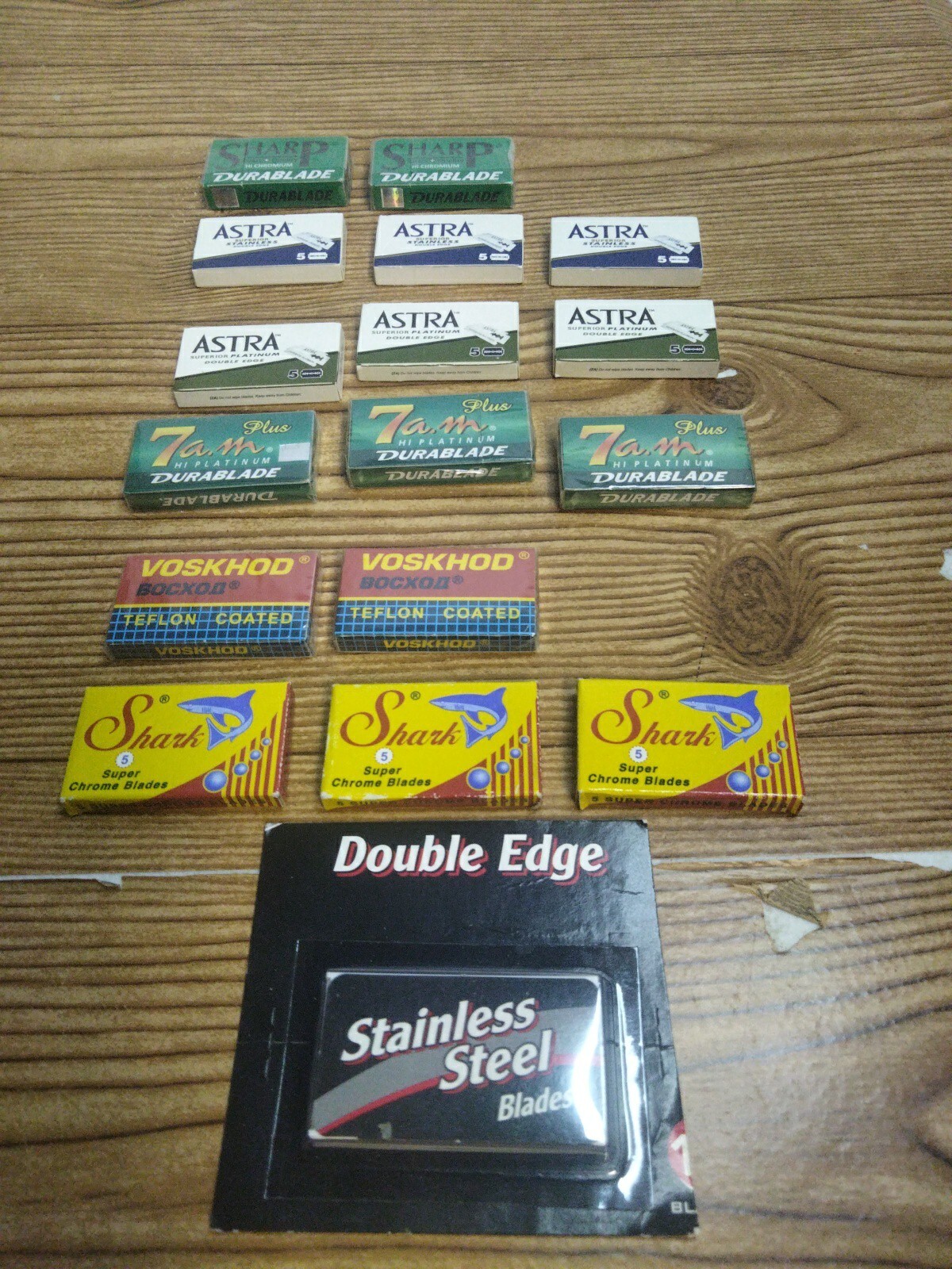 Blades Sampler Sample Gillette Feather Astra Shark