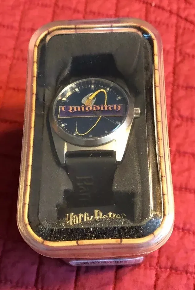 Vintage Harry Potter Quidditch Wrist Watch in Original Tin (Warner