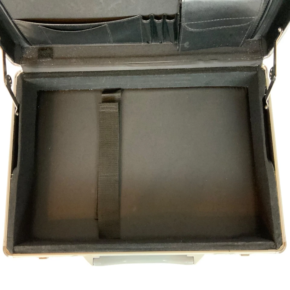 Maletín rígido de aluminio SOLO combinación cerraduras interior organizador bolsillos Foto 3 de 4