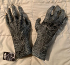 TRICK OR TREAT STUDIOS CHILLER HANDS PROP 16" LONG LATEX — photo 1