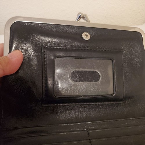 Hobo Black Leather Trifold Wallet Snap Closure Multi Pockets Lined Fabric - Picture 13 of 16