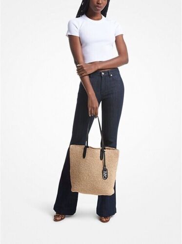 Michael Kors Eliza Large Natural Woven Straw Tote Bag with Pouch - Picture 2 of 8