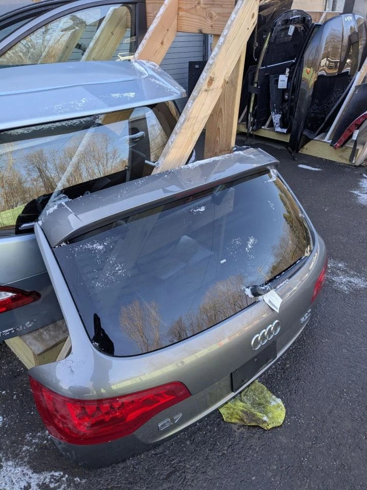 (LOCAL PICKUP ONLY) Trunk/Hatch/Tailgate Without Spoiler Fits 10-15 AUDI Q7 7716 Foto 2 de 4