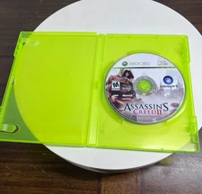 Assassin's Creed II (Microsoft Xbox 360, 2009) WITH CASE 😊😊 LOOK