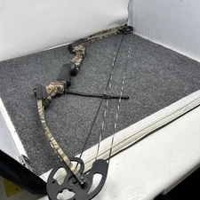 Mathews Genesis Original Bow Lightweight  NASP RH Camo Flipper Rest