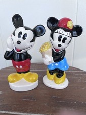 Zak Disney Mickey & Minnie Mouse Red Kiss Love Salt Pepper Shakers