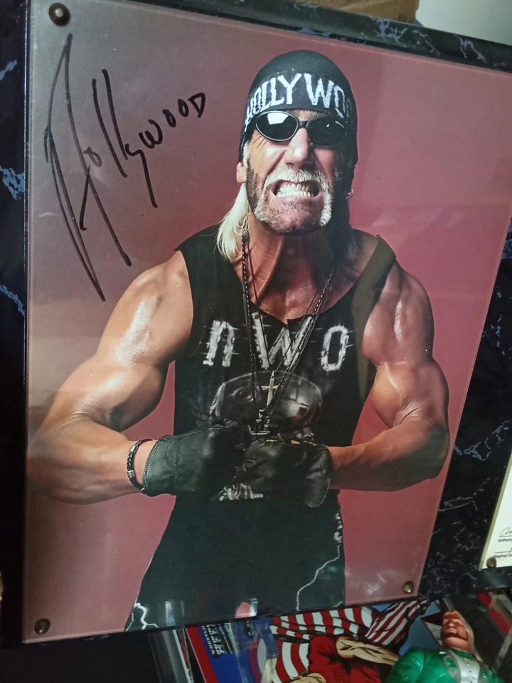 Hulk Hogan Autographed WCW Hollywood Hogan Plaque Rare NWO Wrestling Memorabilia - Image 2 of 4