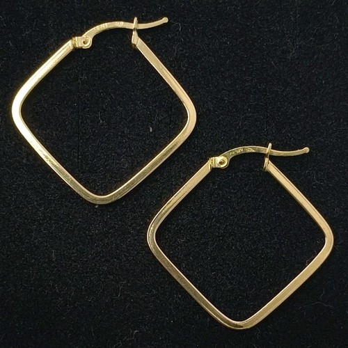 Orecchini In Oro 18K 750 Mls. Anelli Disegnati 24 X 3 Mm 2,10 Grammi