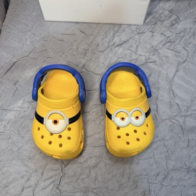 Crocs Toddler Size C4 Minions Classic Clogs - Yellow/Blue - Despicable Me Kids