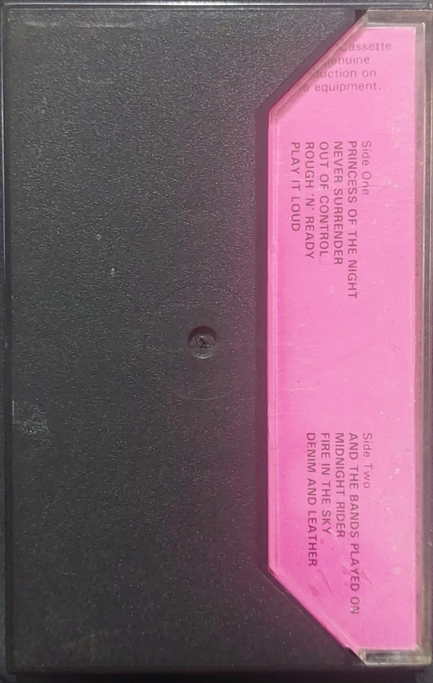 Saxon - Denim and Leather 1981 UK Carrere ~ CAC 128 Grey Shell Foto 2 de 4