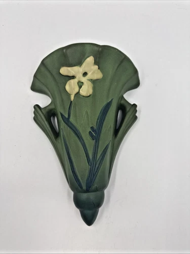 Roseville Iris Green Wall Pocket 1284-8 Reproduction