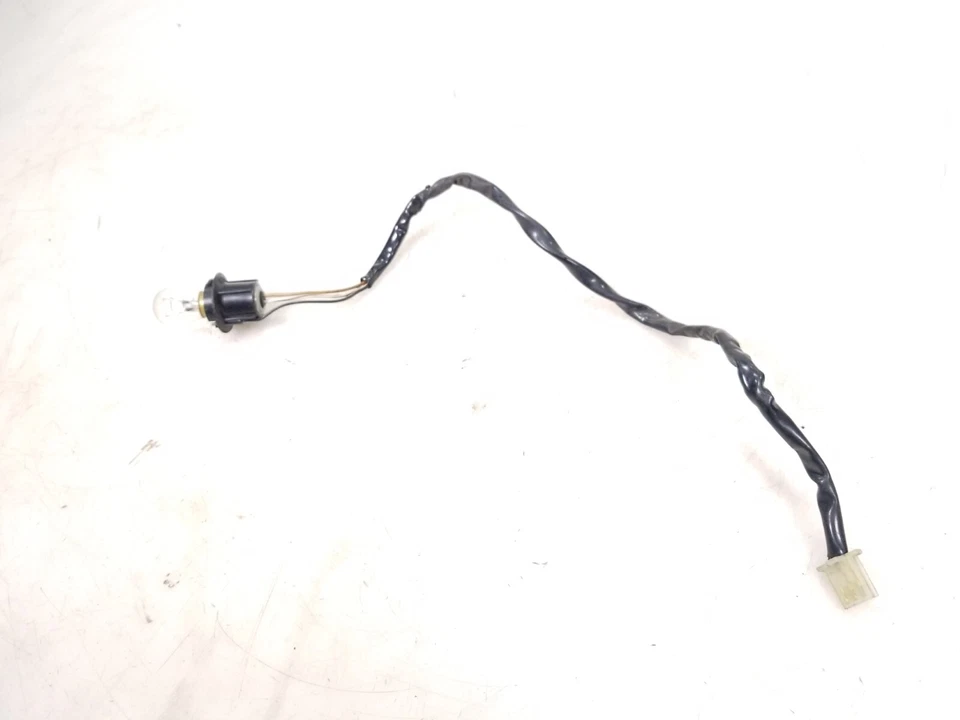 2001 Suzuki Marauder VZ800 M50 Headlight Head Light Lamp Wiring & Plug - Image 4 of 4