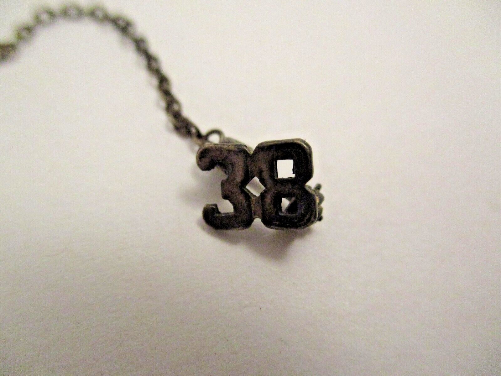 Picture 4 of 5