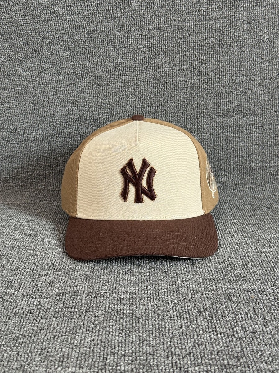 Mitchell & Ness Yankees Snapback Cap Brown Cream Curved Brim Hat
