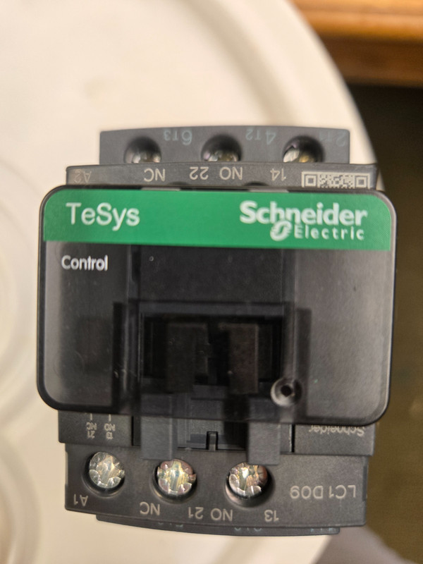 Schneider Electric Contactor LC1D09G7