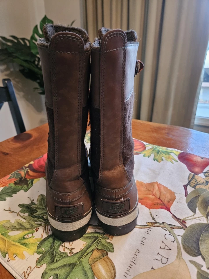 UGG Women's Chestnut Brown Size 6 Lace Up Boots - Image 3 of 4
