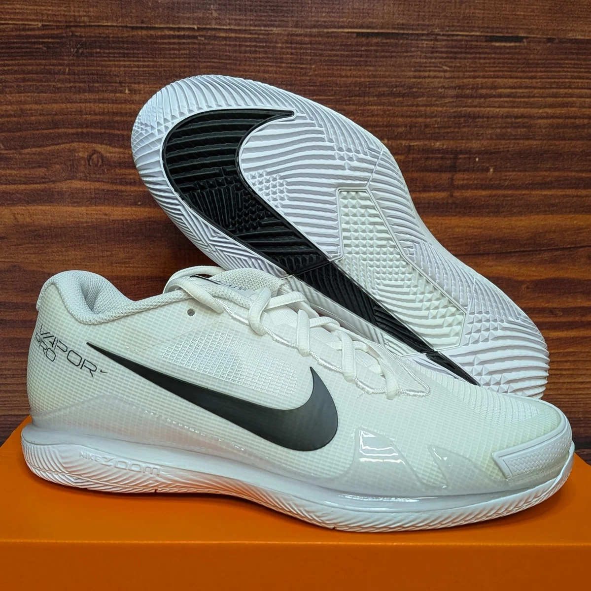 Preços baixos em NikeCourt Air Zoom Vapor Pro White Black | eBay