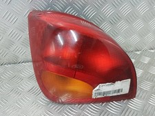 Feu arrière Mazda 121